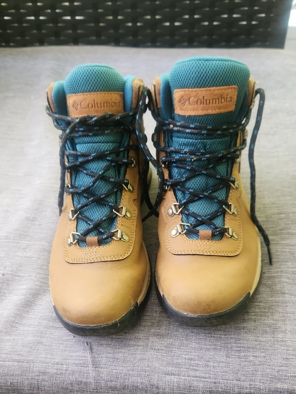 Columbia Brown Leather Hiking Boots with Teal Mesh